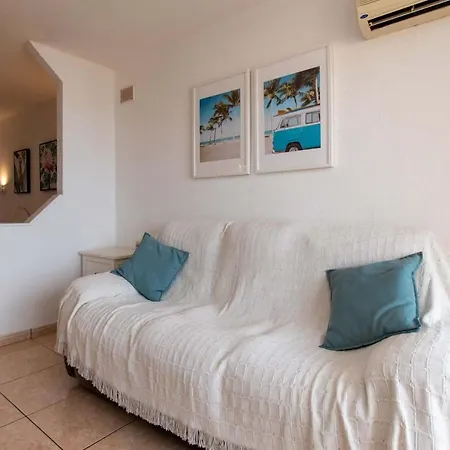 Santa Maria 107 - Studio With Pool And Sea Views *