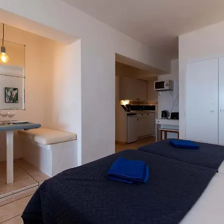 Santa Maria 107 - Studio With Pool And Sea Views *
